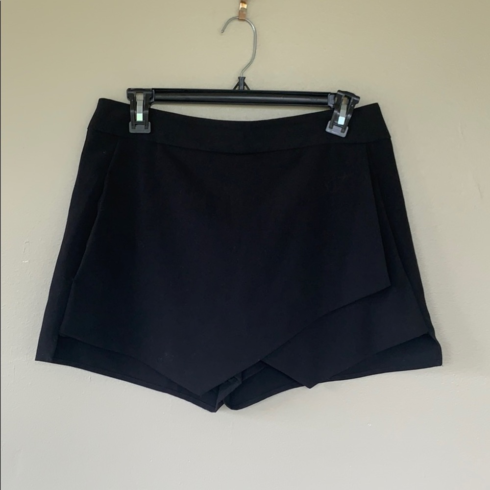 Aqua Black Skort